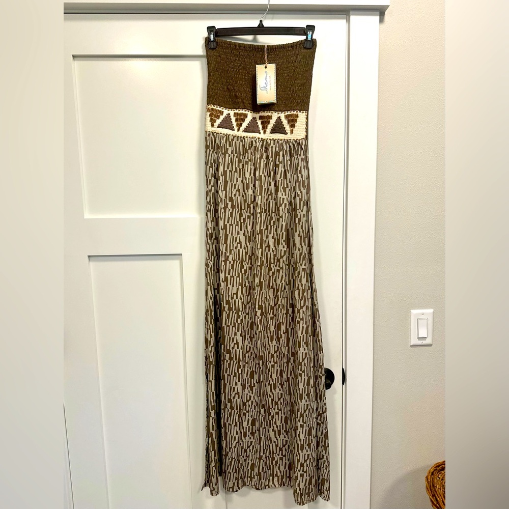 New maxi dress- medium